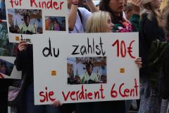 Demonstration bei Primark-Eröffnung