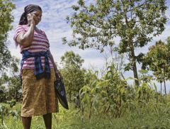 Handy-Nutzung in Kenia © Foto: Brot für die Welt Global Lernen - Digitalisierung